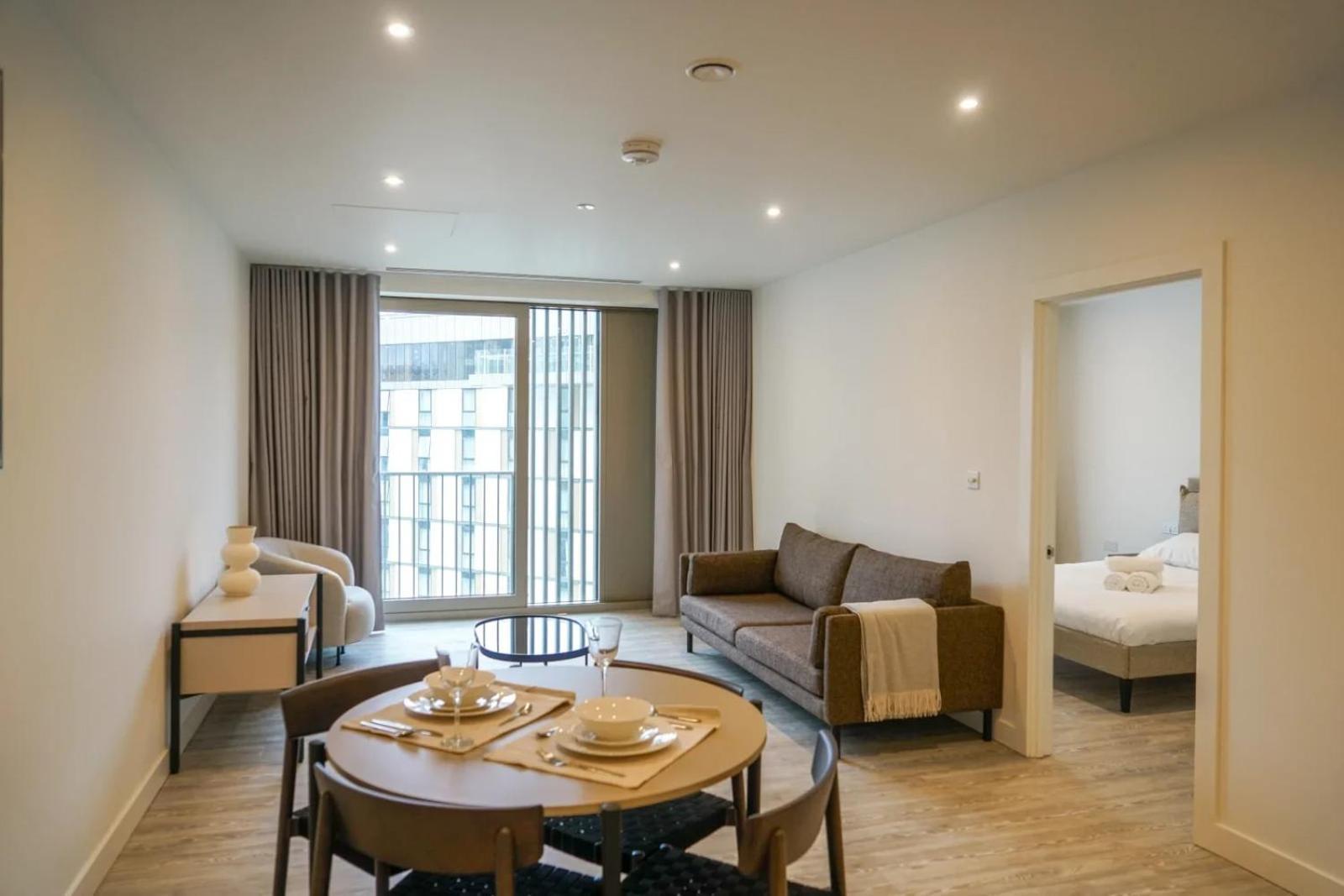 Coppermaker Square In Stratford Aparthotel London Luaran gambar